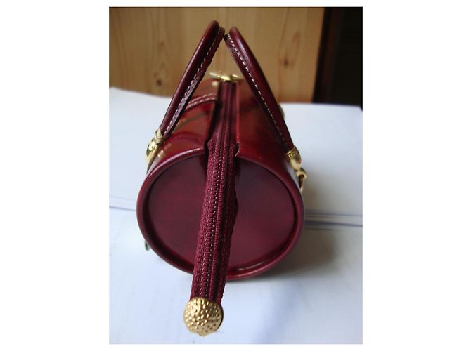 Autre Marque Maleci Mini-Beuteltasche aus bordeauxrotem Lackleder - Ansicht 7