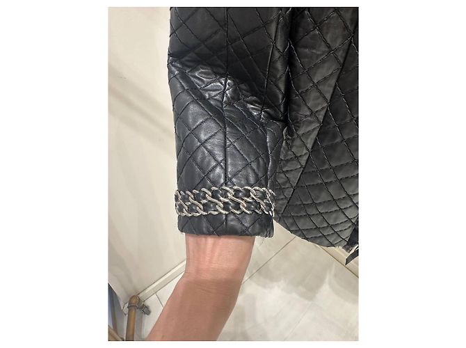 Balmain Paris Steppjacke aus Lammleder - Größe 40 gebraucht - Ansicht 4