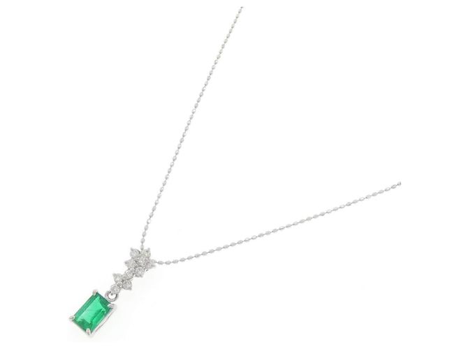 Autre Marque Platinum Au750 White Gold Emerald Diamond Necklace Green - view 2