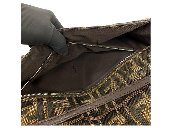 FENDI Vintage Schultertasche mit Zucca-Muster Braun Schwarz - Ansicht 10