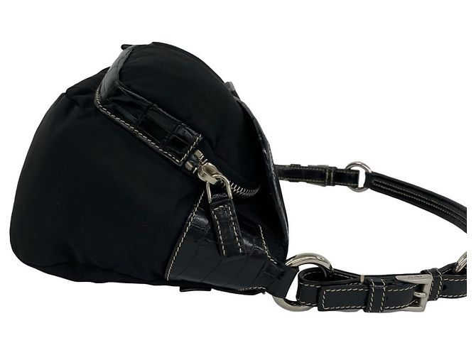 Borsa semi-spalla Prada in nylon Tessuto e pelle goffrata con logo Triangle Nero - vista 6