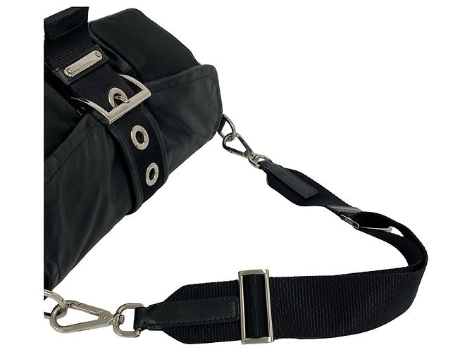 Borsa semi one shoulder in pelle e nylon Tessuto con logo triangolo Prada Nero - vista 4