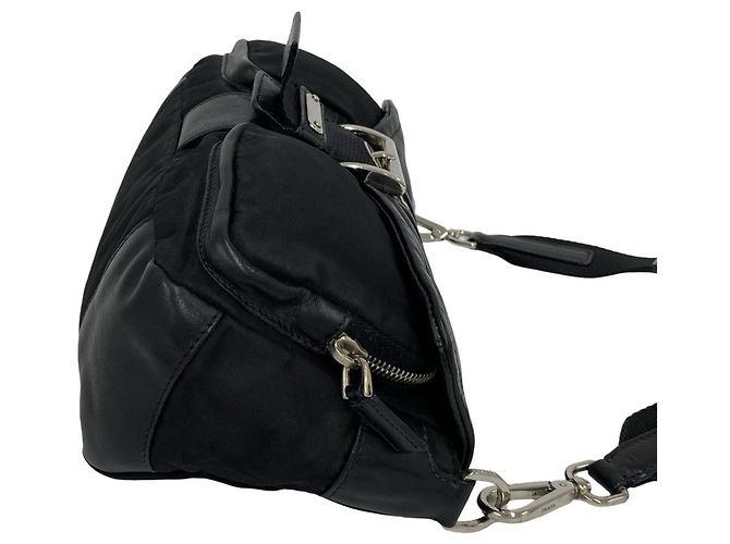 Borsa semi one shoulder in pelle e nylon Tessuto con logo triangolo Prada Nero - vista 6