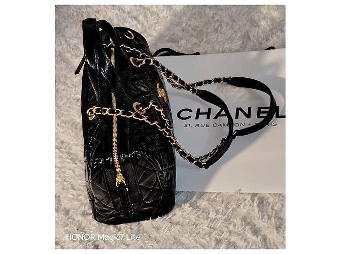 Chanel Borsa Bowling in pelle verniciata nera matelassé Nero - vista 2