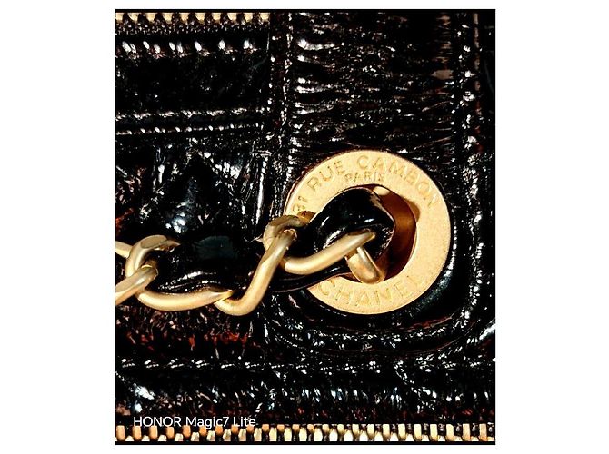Chanel Borsa Bowling in pelle verniciata nera matelassé Nero - vista 3