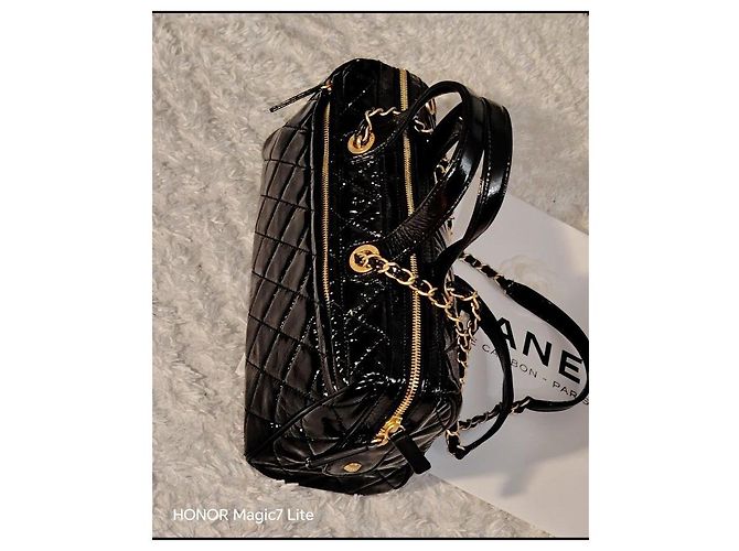 Chanel Borsa Bowling in pelle verniciata nera matelassé Nero - vista 7