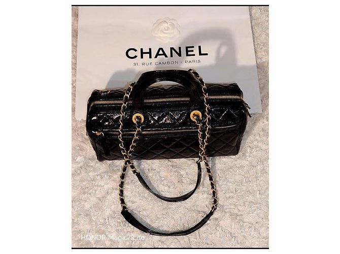 Chanel Borsa Bowling in pelle verniciata nera matelassé Nero - vista 8