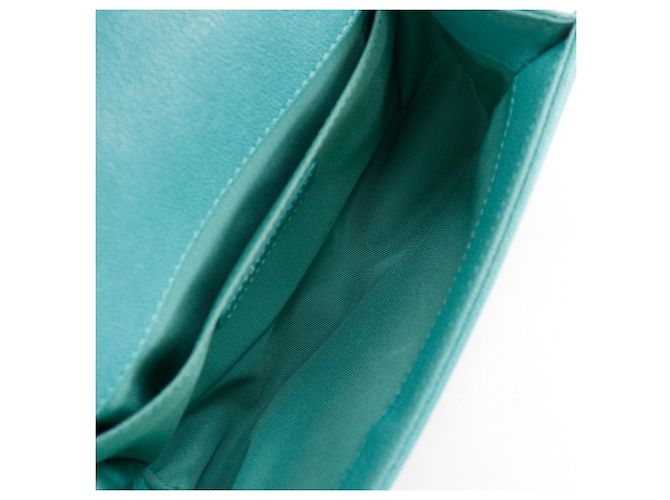 Borsa a tracolla Chanel Boy in verde - vista 6