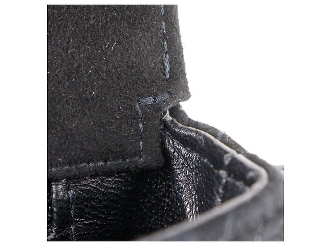 Borsa a tracolla Chanel Matelassé in camoscio nero - vista 11