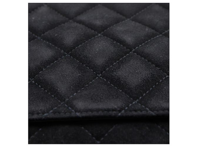 Borsa a tracolla Chanel Matelassé in camoscio nero - vista 8