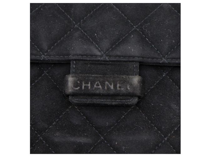Borsa a tracolla Chanel Matelassé in camoscio nero - vista 9