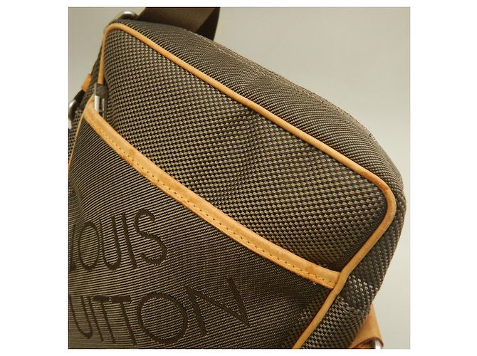 Borsa a tracolla Louis Vuitton Damier Geant Citadin NM Marrone - vista 6