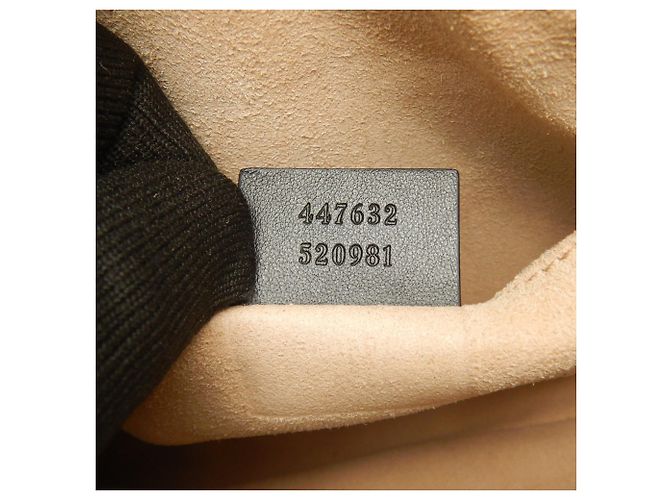 Borsa a tracolla in pelle Gucci GG Marmont Nero - vista 19