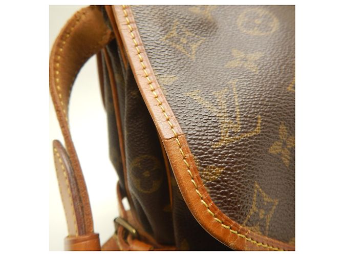 Borsa a tracolla Louis Vuitton Monogram Saumur MM Marrone - vista 13
