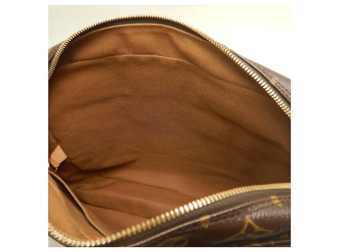 Louis Vuitton Monogram Sac Bosphore Briefcase Marrone - vista 17