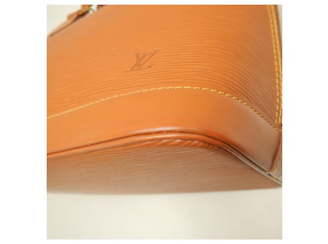 Borsa Louis Vuitton Epi Alma D'oro - vista 12
