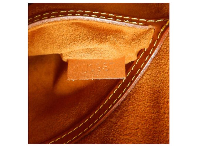 Borsa Louis Vuitton Epi Alma D'oro - vista 17