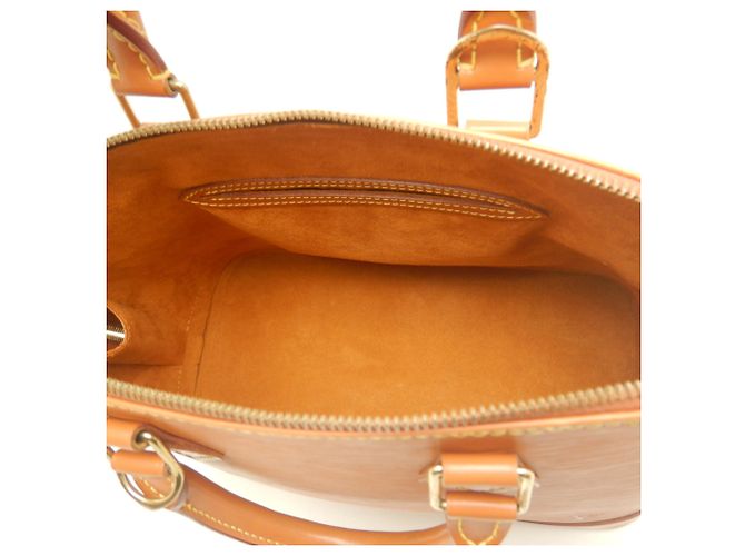 Borsa Louis Vuitton Epi Alma D'oro - vista 4