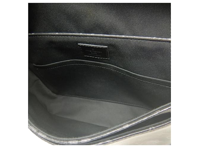 Borsa a tracolla Louis Vuitton Monogram Eclipse District PM Nero - vista 17