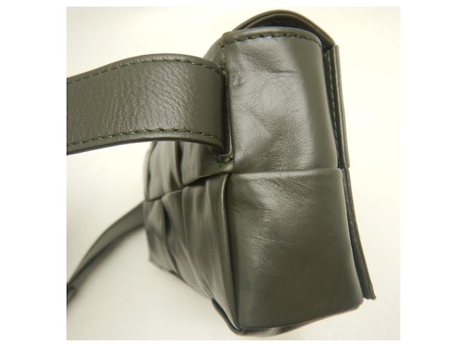 Borsone da vita Bottega Veneta Cassette Maxi Intrecciato Cachi - vista 9