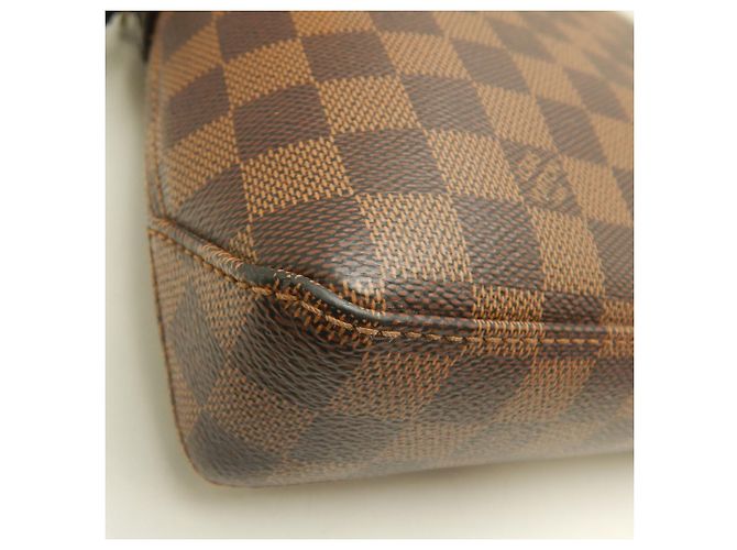 Borsa a tracolla Louis Vuitton Damier Jake Messenger PM Marrone Damier ebene - vista 13