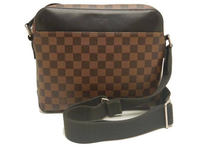 Borsa a tracolla Louis Vuitton Damier Jake Messenger PM Marrone Damier ebene - vista 2