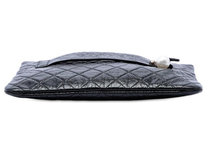 Chanel Clutch Night by the C O Case in vitello grana grossa nero Medium - vista 3