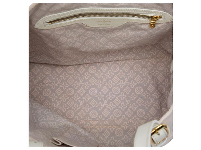 Louis Vuitton Pink Monogram Tahitienne Cabas PM Rose - vue 4