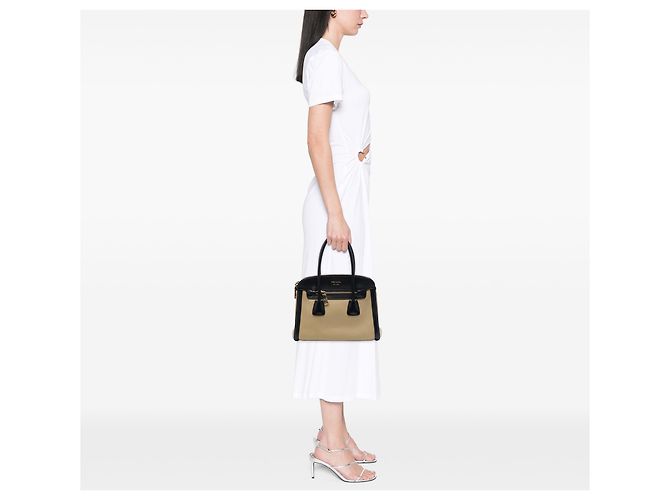 Borsa Tote Convertibile Prada in Nappa con Rifiniture in Saffiano Beige - vista 6