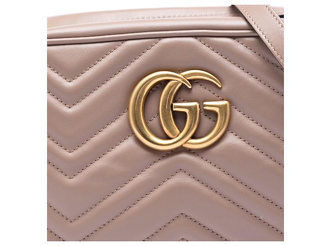 Borsa a tracolla Gucci Small GG Marmont in pelle matelassé marrone Carne - vista 5