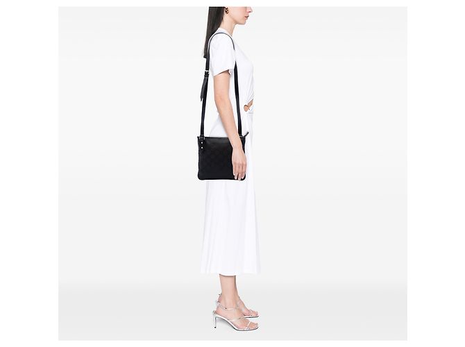 Borsa a tracolla Gucci in nylon GG nero - vista 6