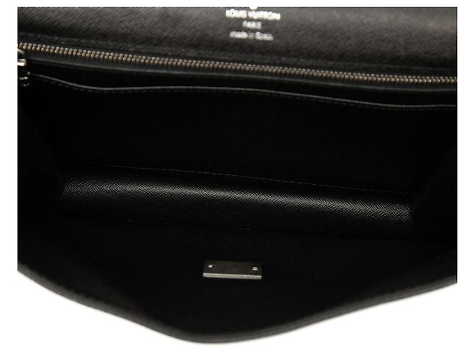 Louis Vuitton Black Taiga Selenga Nero - vista 4