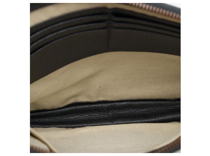 Clutch Gucci GG Marmont in pelle di vitello nera Nero - vista 4