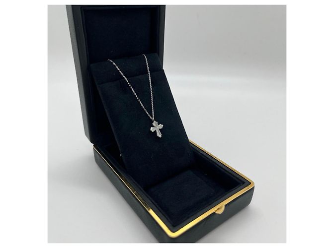 Collana Graff Ice Crystal Croce in Diamanti Argento - vista 2