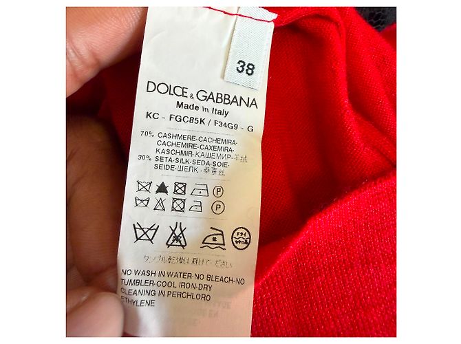 Dolce & Gabbana Cardigan aus rotem Kaschmir mit Spitzenakzenten - Ansicht 5