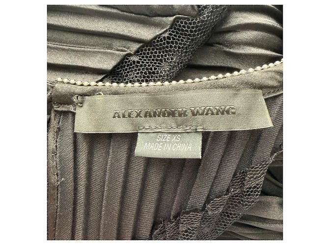 Alexander Wang Plissiertes Maxikleid mit langen Ärmeln aus schwarzem Polyester - Ansicht 4