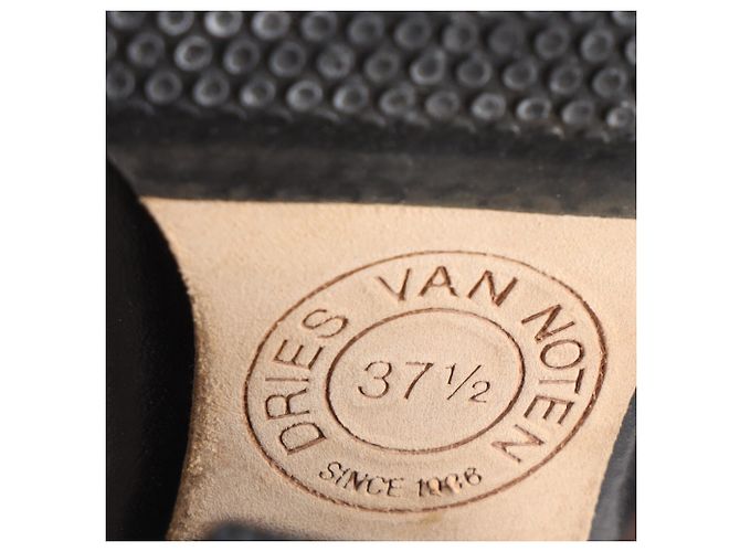 Saltos bloco com tira e fivela Dries Van Noten em couro preto - vista 9
