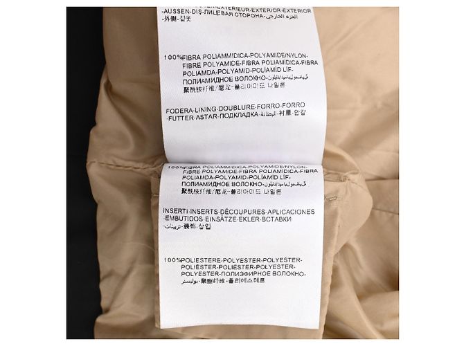 Casaco acolchoado com fecho Moncler com múltiplos bolsos em poliamida bege Preto - vista 11