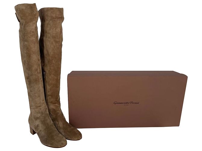 Botas altas de punta almendrada Gianvito Rossi en ante marrón Castaño - vista 8