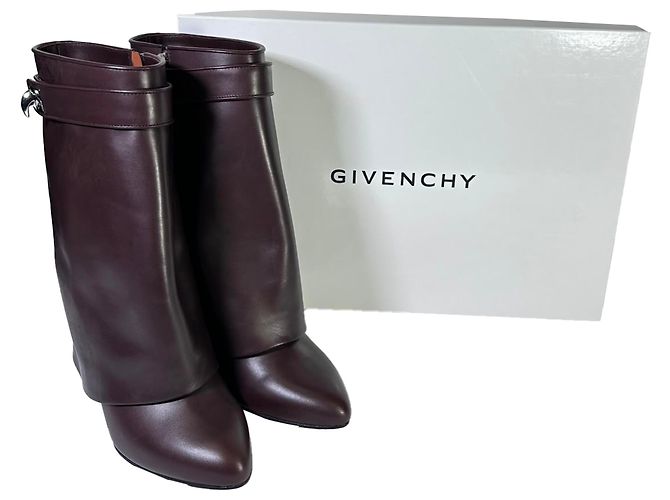 Bottines mi-mollet Givenchy Shark Lock à talon compensé en cuir bordeaux Rouge - vue 13