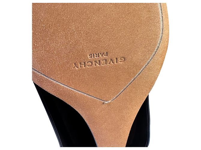 Bottines mi-mollet Givenchy Shark Lock à talon compensé en cuir bordeaux Rouge - vue 8