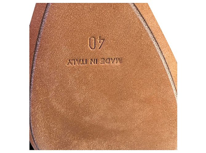 Bottines mi-mollet Givenchy Shark Lock à talon compensé en cuir bordeaux Rouge - vue 9