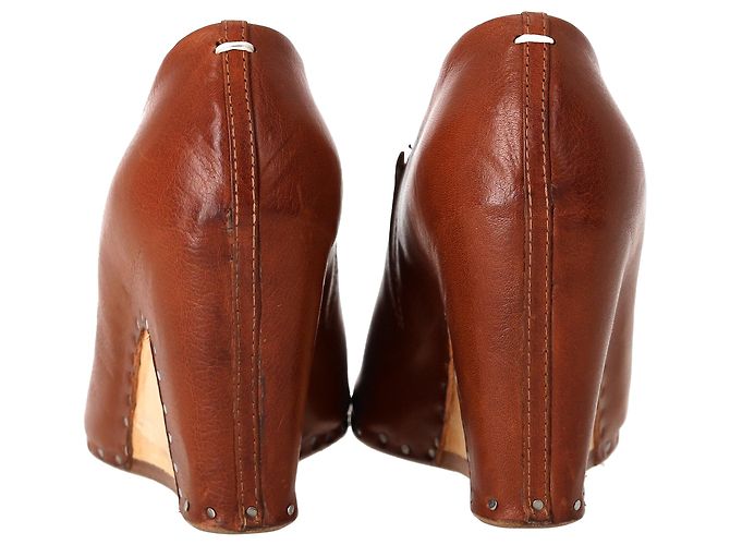 Maison Martin Margiela Maison Margiela Open-Toe Piped Wedge in Tan Leather Marrone Beige - vista 3