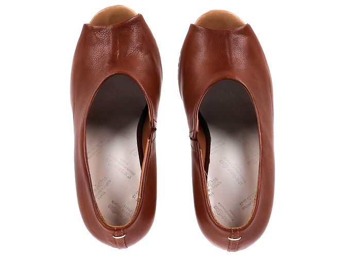 Maison Martin Margiela Maison Margiela Open-Toe Piped Wedge in Tan Leather Marrone Beige - vista 5