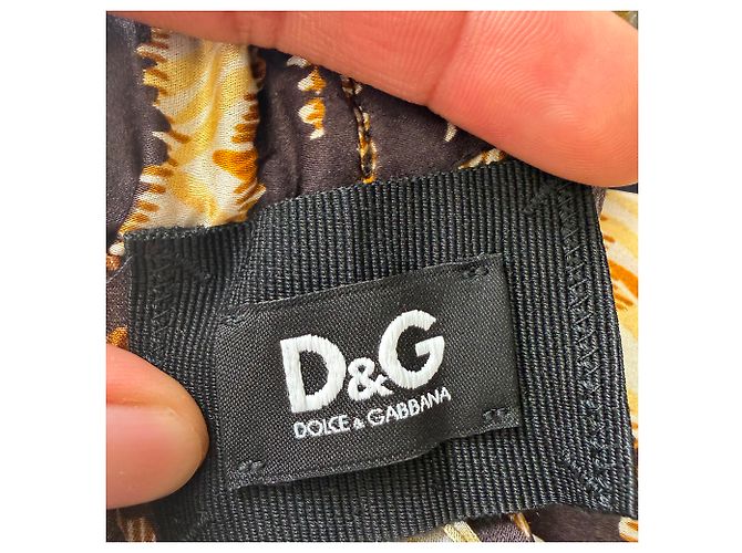 Dolce & Gabbana Pantalones estampados D&G en seda con estampado animal - vista 3