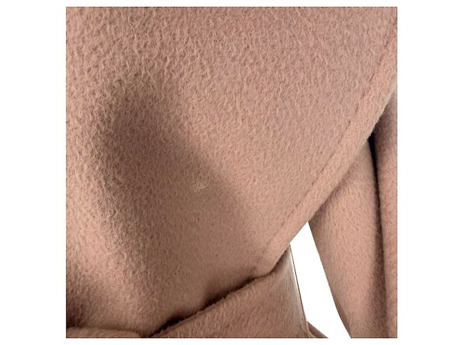 Max Mara Mantel mit Kapuze und Gürtel aus beigem Kamelhaar - Ansicht 11