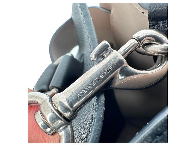 Burberry Medium Marais Gürteltasche aus schwarzem Leder - Ansicht 13