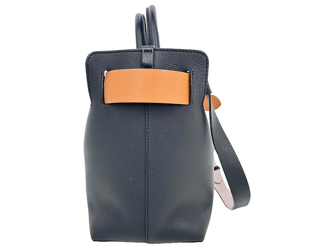 Burberry Medium Marais Gürteltasche aus schwarzem Leder - Ansicht 4
