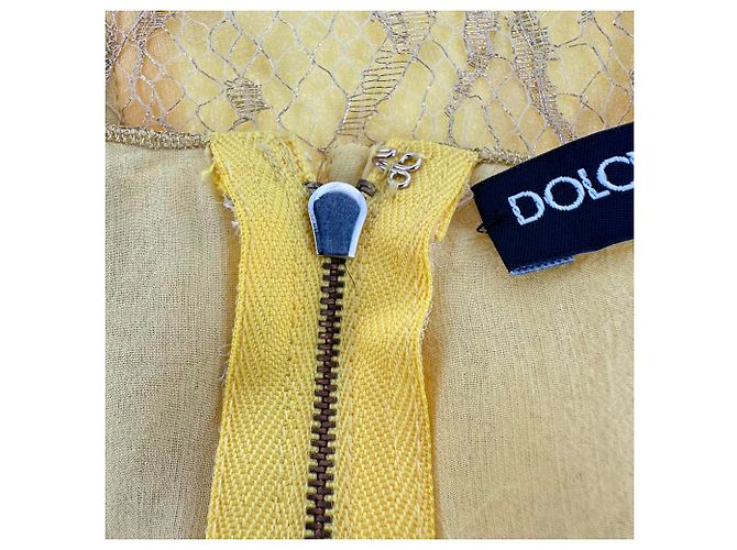 Top sin mangas de encaje Dolce & Gabbana en Lurex amarillo - vue 4