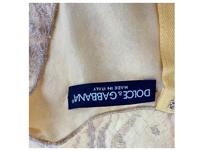Top sin mangas de encaje Dolce & Gabbana en Lurex amarillo - vue 7